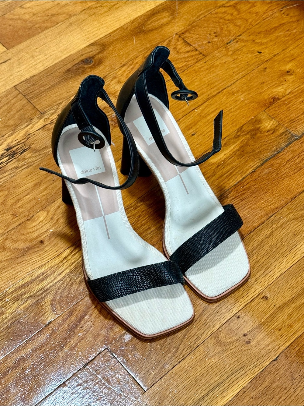 BRAND NEW Dolce Vita Black and Cream Block Heel Sandals with Ankle Strap